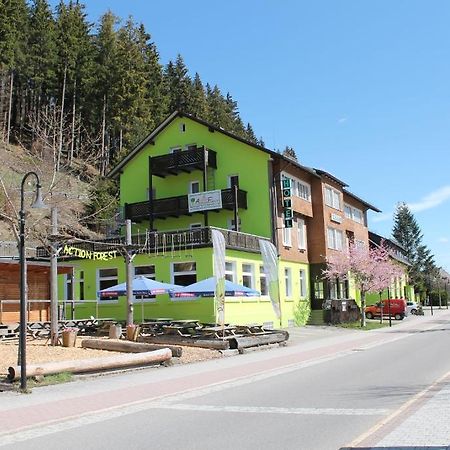 Action Forest Hotel - Kletterwald - Lasertag - Naehe Badeparadies Titisee-Neustadt Exterior foto